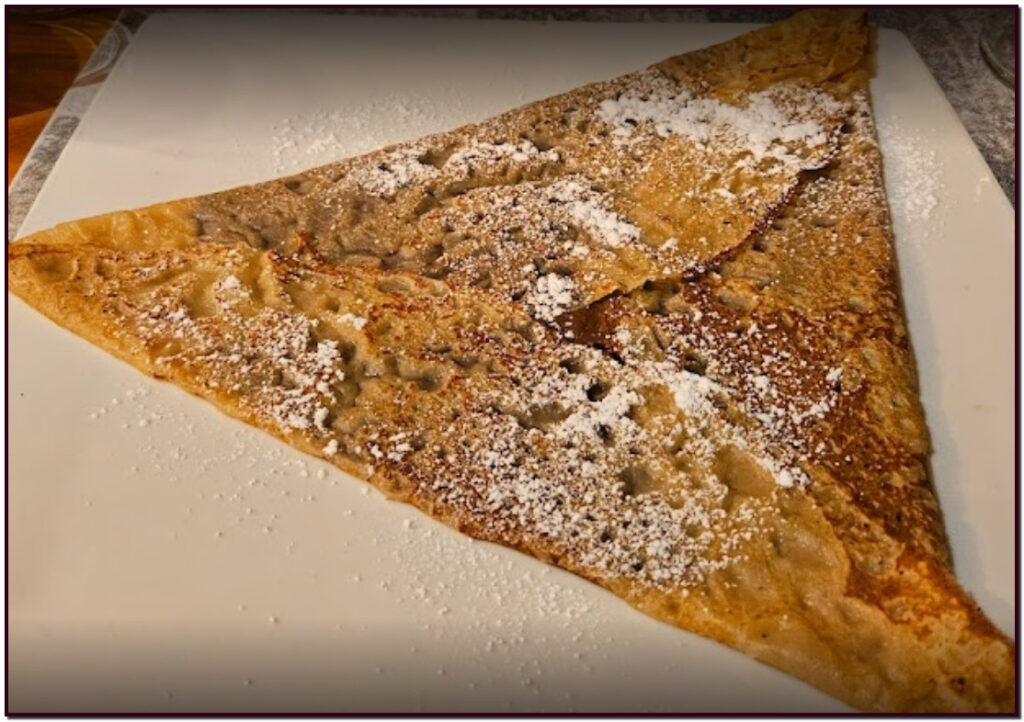 Els crepès casolans i artesanes de La Sangria Grill són molt populars i apreciades pels visitants. Aquest restaurant ofereix crepès en el millor estil francès tradicionalMagnífico crêpe de Nutella. En La Sangria Grill Andorra la temporada está empezando muy bien. Con las pistas abiertas ven y come en la mejor barbacoa de Andorra las mejores carnés a la brasa como nuestro Tomahawk XXXXL o nuestros chuletones gigantes XXXXL La Sangria Grill el Mejor restaurante de carnes a la brasa de Andorra, carnes XXXXL, best barbecue restaurante de Andorra en Meritxell dirección Canillo en Grandvalira. RESTAURANT GRILL LA SANGRIA. EL PARADÍS DELS AMANTS DE LA CARN a ANDORRA. RESERVES: només per telèfon al (+376) 851327. Restaurant La Sangria de Canillo és un restaurant d'Andorra ideal per als amants de la carn, on si alguna cosa cal destacar, són les seves carns a la brasa i la “descomunal” mida dels chuletons XXXXL. Ben cuinats a la brasa a l'estil francès (els propietaris són francesos) amb carn ben feta per fora i “saignants” per dins. També destaquen totes les seves carns a la brasa (hamburgueses, costelles de xai, botifarres, pollastres al forn, garró de porc daurat a la brasa, cargols a la brasa, etc.). Així com alguns plats de gastronomia francesa com les fondues i les creps de postres. https://lasangria-restaurant-grill.com/ Molt fàcil de trobar situat a peu de carretera entre les poblacions d'Encamp i Canillo (just a la cruïlla de Meritxell venint des d'Encamp). Aparcament: a la porta del restaurant i per a clients. Gratuït. Es tracta d'una antiga borda totalment transformada en un edifici de construcció moderna però amb estil típic d'Andorra: murs de pedra amb sostres picats de pissarra i grans finestrals. https://lasangria-restaurant-grill.com/ A l'interior la gran graella on en Vicent propietari i xefs del Restaurant La Sangría gaudeix fent possiblement la millor brasa de llenya de la zona que domina una estança àmplia, molt lluminosa i ben decorada. Ambient molt acollidor. https://lasangria-restaurant-grill.com/ La Sangria compta amb una molt agradable terrassa oberta envoltada de vegetació i flors. Amb para-sols. Molt agradable per dinar o sopar. Gastronomia típica de muntanya i cuina Andorrana amb influència francesa. Productes de primera qualitat. Carns madurades de les millors races de vaques velles i bous. Postres casolanes. Molt bona elaboració. Especialitats: Xuletons XXXL a la brasa, hamburgueses, costelles, caragols «a la brasa», costilló de bou, chuletón o Tomahawk. Si t'agrada la carn “feta” recorda'l en demanar, encara que sempre es pot passar més. https://lasangria-restaurant-grill.com/ Horaris cuina: Dinars de 12 h a 15 h i sopars de 20 h a 22:30 h. DIA DE TANCAMENT: DIMECRES Imprescindible Reserva Prèvia Només per telèfon al +376851327 #chuletones #chuleton #postrescaseros #chuleta #carnes #chuletondevaca #chuletonesdivinos #chuletonesdekilo #chuletónes #chuletonespremium #chuletonesmadurados #chuletonesalabrasa #chuletonesdebuey #chuletones2022💪 #chuletonesdeavila #chuletonestime #chuletonesdevaca #chuletonesdeternera #chuletonesdevacuno #chuletonesgallegos #chuletonespecial #chuletones🥩 #chuletonesricos #tomahawk #tomahawksteak #tomahawkribeye #tømahawk #tomahawks #lasangriagrill #chuletonesylugares #meritxell #chuletonesdeañojo #restauranteandorra #restauranteandorralavella #andorra #andorrafoodies #foodporn #foodphotography #andorralovers #dryagedbeef #andorraworld #andorrafood #andorragastronomia #visitandorra #summerinandorra #andorrabloggers #moodandorra #restaurantandorre #restaurantandorra #andorratourism #restaurante #fogonsdesalut #cuinasaludable #postres #foie #yummyfood #comidasaludable #healthyfood #carpaccio #cargols #cargolsalallauna #caracoles #buey #borda #bordaandorra #bordacanillo #restaurantcanillo #cuinatradicional #cuinadeproximitat #cuinacasolana #cuinademuntanya #caracolesalabrasa #caracolesalabrasaconalioli #caracolesalallauna #cocinademontaña #croquetasdecarne #aperitivos #tomateyventresca #paletilladecordero #chuletondebuey #conejoalaparrilla #brasas #ensaladas #carnesalabrasa #andorraenamora #andorramola #brasa #brasas